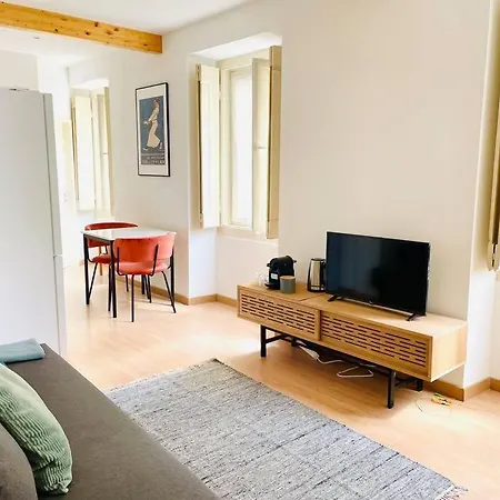 Rsrc New Ac & Bright 1br Apartment *
