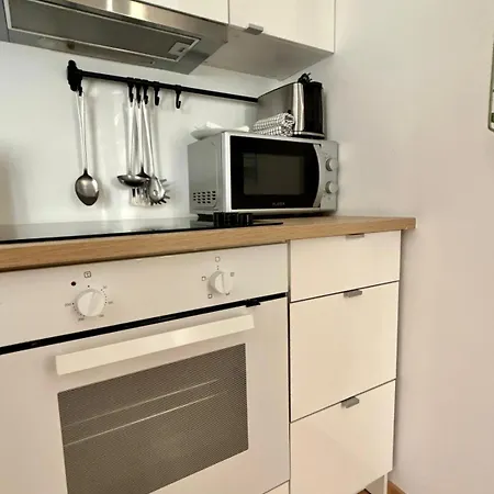 Rsrc New Ac & Bright 1br Apartment Lisbon